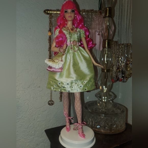 Barbie Tarina Tarantino collectible doll, no box - Picture 1 of 4